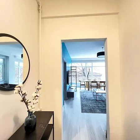 Appartement Wonder Homes- Stylish 4br Flat, Terrace, Sea View, Kabatas Istanboel